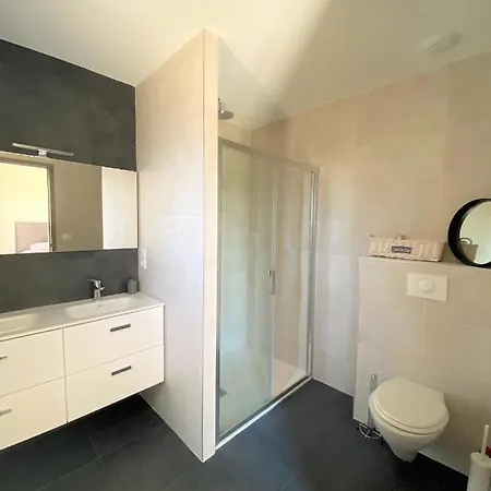 Lauredana Villa *